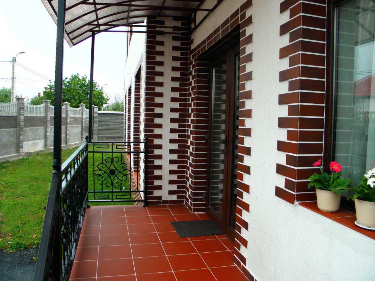 Pensiunea Platinum Targu Jiu Exterior photo