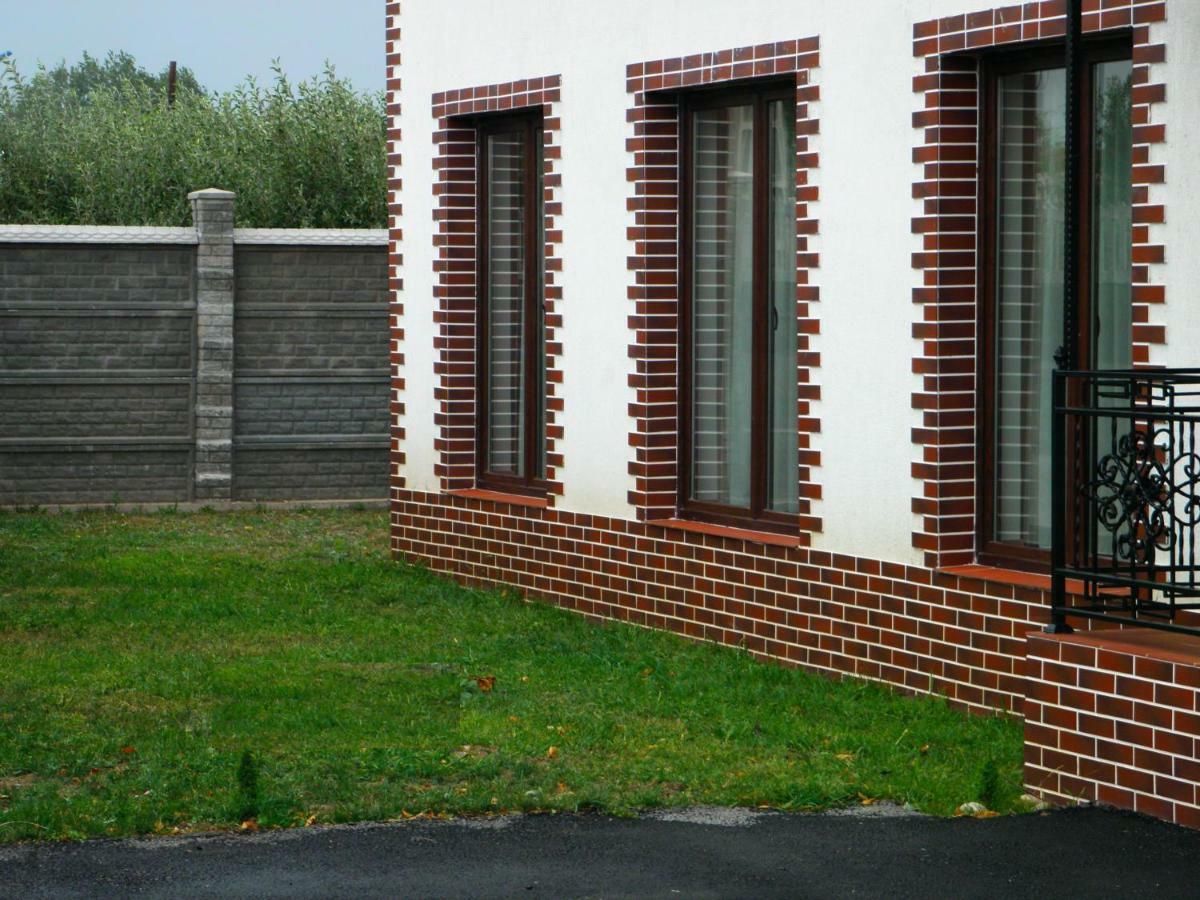 Pensiunea Platinum Targu Jiu Exterior photo