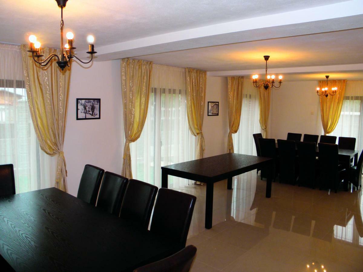 Pensiunea Platinum Targu Jiu Exterior photo